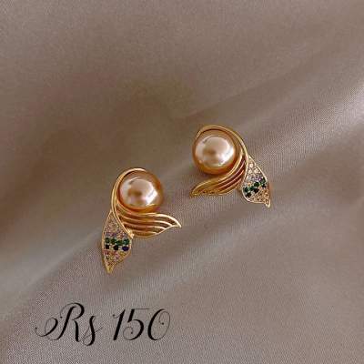 Earings  - Earrings on Aster Vender
