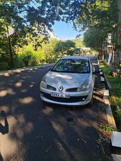 Renault Clio 3 - Compact cars