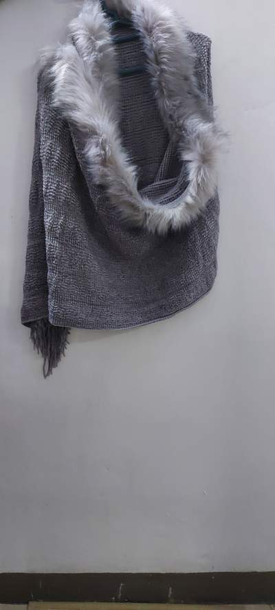 Sweater - Sweater (Women)