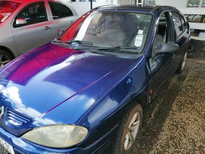 Renault megane - Family Cars on Aster Vender