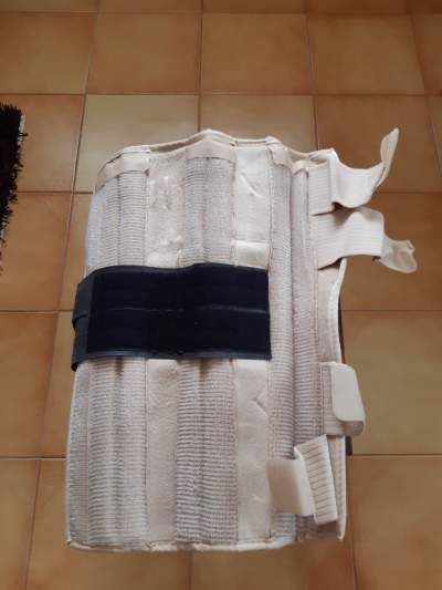 1 Pair Vissco Knee Brace Long Type for immobilization - Other Medical equipment on Aster Vender