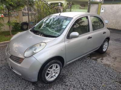 nissan march 2004 - Compact cars