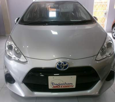 TOYOTA AQUA YR DEC 2016 - Family Cars on Aster Vender