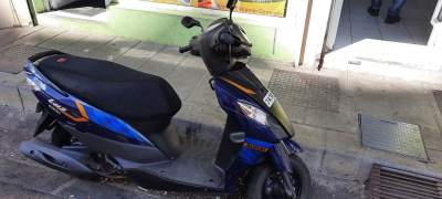 Suzuki lets 110 cc - Scooters (above 50cc)