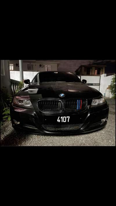 Bmw 320i - Family Cars