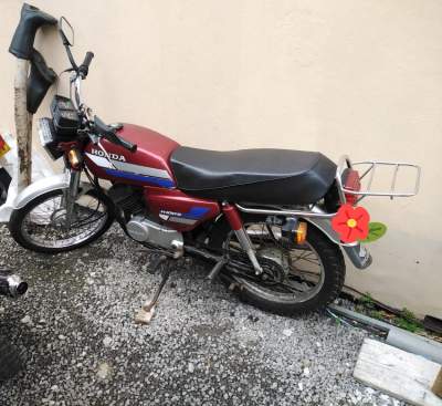 Motorcycle  - Roadsters on Aster Vender