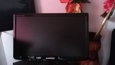 LED 19 inch screens  - All Informatics Products