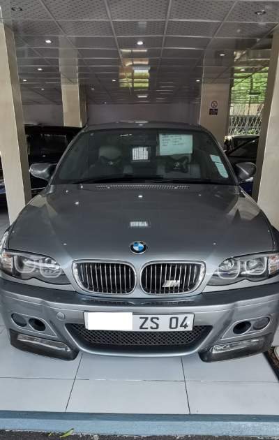 BMW 318 I - Family Cars on Aster Vender