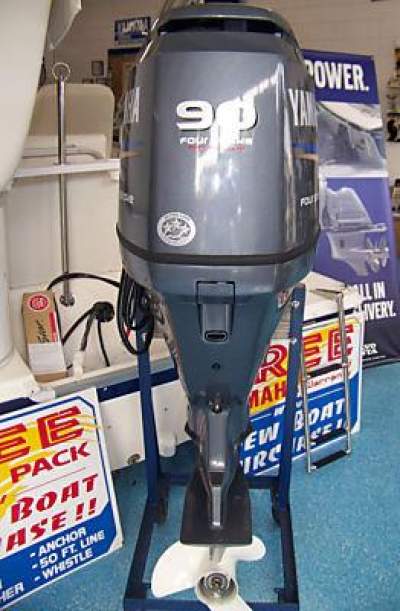 Slightly Used Yamaha 90HP 4-Stroke Outboard Motor Engine - Boat engines on Aster Vender