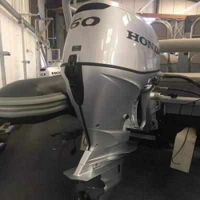 Slightly Used Honda 60HP 4-Stroke Outboard Motor Engine - Boat engines on Aster Vender