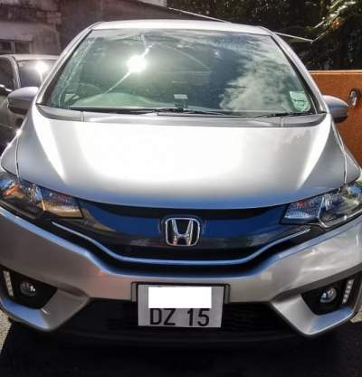 HONDA FIT  YR DZ 15 - Family Cars on Aster Vender