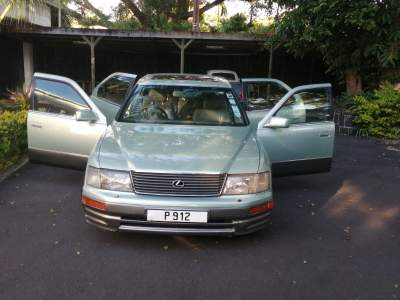 Lexus Ls 400 - Luxury Cars