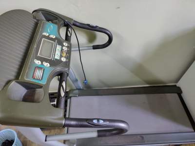 Treadmill motorrised heavy duty - Fitness & gym equipment on Aster Vender