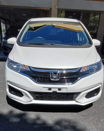 HONDA FIT HYBRID YR  2017  - Family Cars on Aster Vender