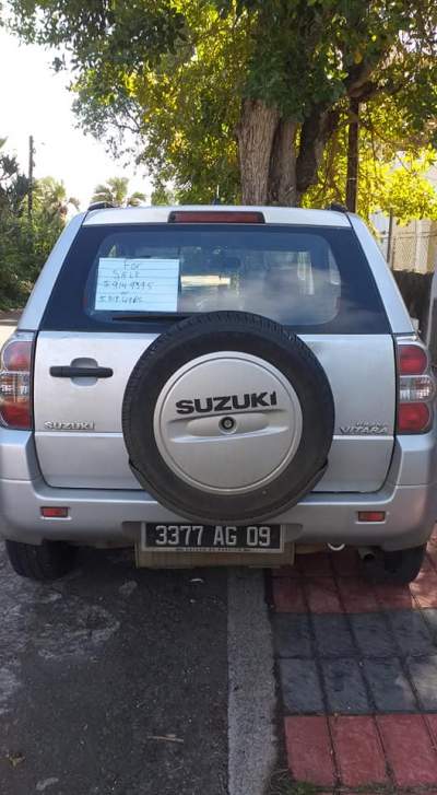 For sale Suzuki vitara - SUV Cars