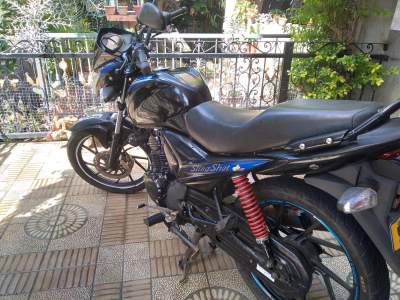 Suzuki GD125 - Roadsters on Aster Vender