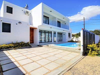 (Ref : MA7-552) Villa neuve avec piscine - Villas on Aster Vender