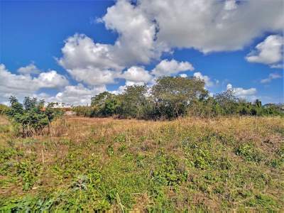 (Ref. MA7-441) Terrain résidentiel proche de Super U - Land on Aster Vender