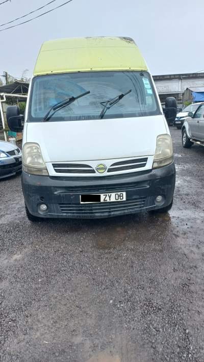 Nissan interstar year 08  - Cargo Van (Delivery Van)