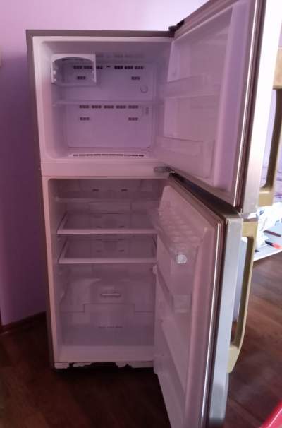 Réfrigérateur 295L - Kitchen appliances on Aster Vender
