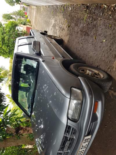 4x4 isuzu  - Pickup trucks (4x4 & 4x2) on Aster Vender