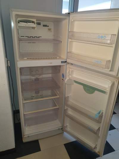 Fridge LG - Kitchen appliances on Aster Vender