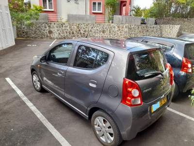 A vendre - Compact cars