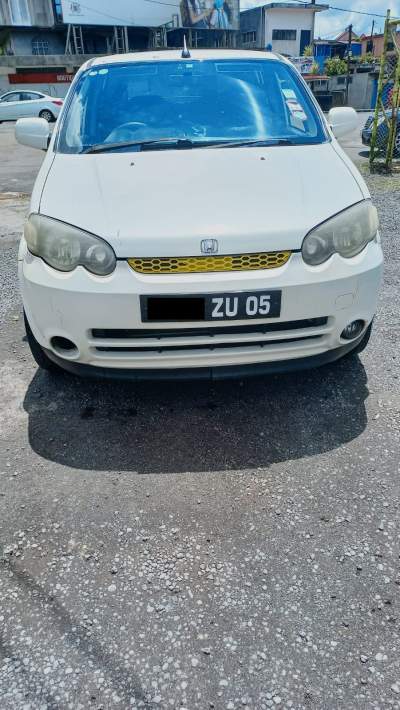 Honda CR-V Year 05  - SUV Cars