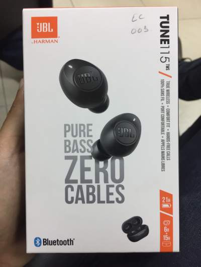 Selling Brand new genuine JBL 115 TWS black - Earphone