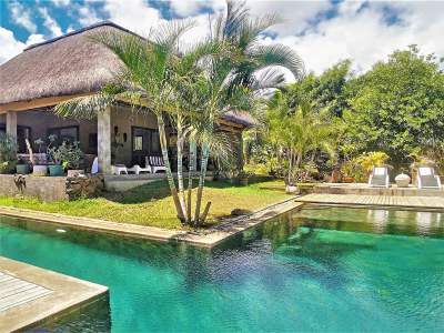 (Ref. MA7-572) BIEN RARE A LA VENTE - (Nord) - Villas