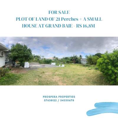 LAND ON SALE @ GRAND BAIE -16.8M - Land