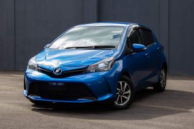 Toyota Vitz - Compact cars