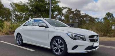MERCEDES CLA200 - Luxury Cars on Aster Vender