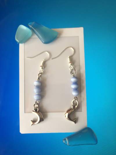 Dolphin earrings - Earrings on Aster Vender