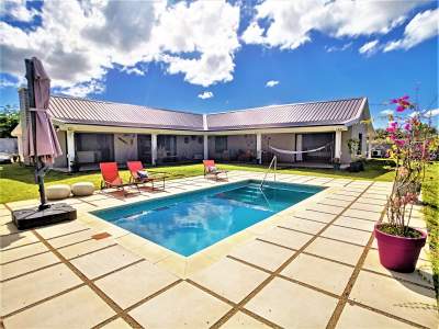 (Ref. MA7-594) Maison moderne de plain-pied - House on Aster Vender