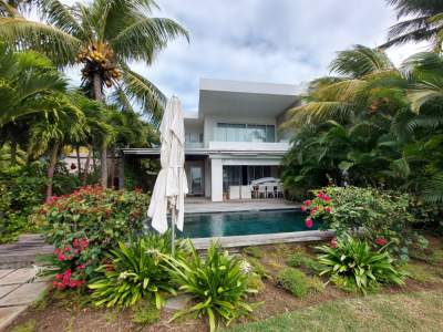 Beachfront Villa for Sale - House