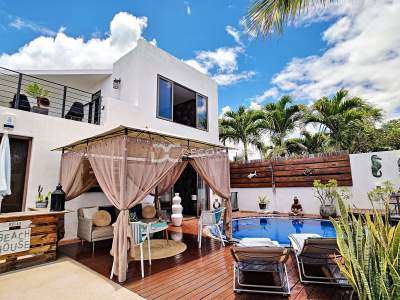 (Ref. MA7-601) Sublime maison moderne avec piscine - House on Aster Vender