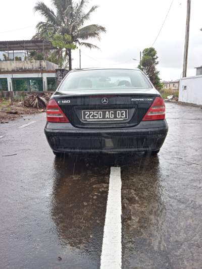 Mercedes C180 2003 - Family Cars on Aster Vender