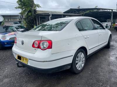 Volkswagen Passat Year 11  - Luxury Cars