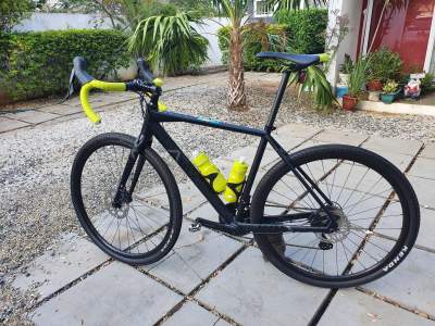 Gravel bike (Orbea) - Road bicycles on Aster Vender