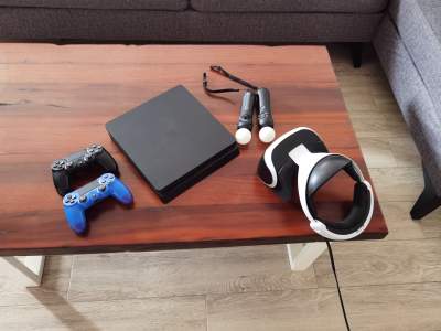 For sale Ps 4 and Vr Set - PlayStation 4 (PS4) on Aster Vender
