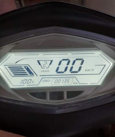 Speedway 2000 W - Electric Scooter on Aster Vender