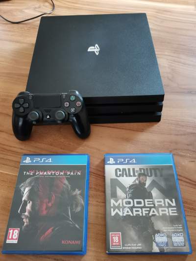 PS4 PRO - 1 TB - 2 GAMES - PlayStation 4 (PS4)