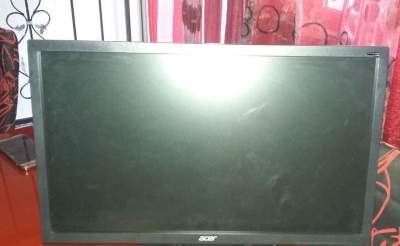 ECRAN ACER 20 POUCE AVEC WALL MOUNT SEULEMENT - All Informatics Products