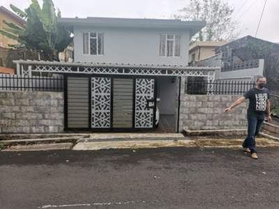 House for Sale in Curepipe  - House on Aster Vender