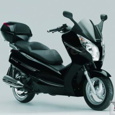 Honda Silver Wing FES 125 - Scooters (above 50cc) on Aster Vender
