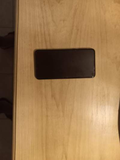 S10e for sale  - Android Phones