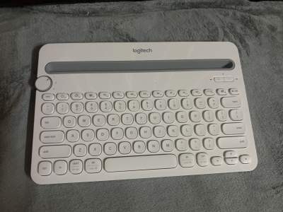 Logitech Keyboard  - Other PC Components on Aster Vender