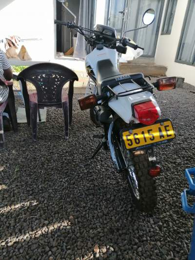 Dt 125 - Off road bikes on Aster Vender