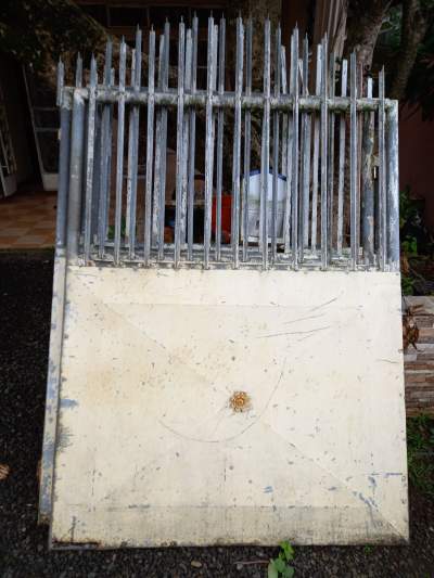 Second hand gate - Others on Aster Vender